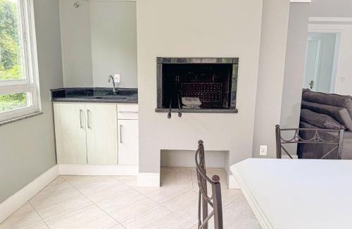 Higienopolis Apartamento | Conforto e Localização no Coração de POA SK1661