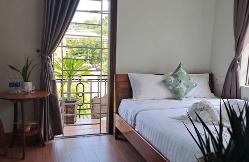 Cham Island Hotel | Cong Man Homestay - Cham Island