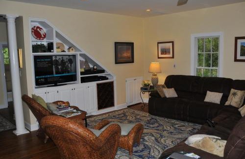 West Beach Casa | Conifer Lane 134
