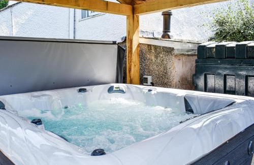 Bampton Casa | Conn Cottage