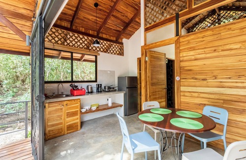Jicaral Cabina | Conecta con la naturaleza en finca y reserva natural Nicoya Silvestre (1)!