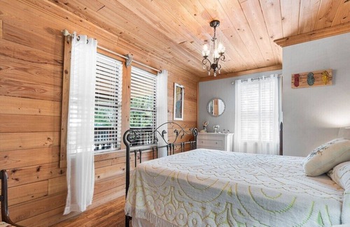 Old Town Chalet De Esquí | connie rivershack villas