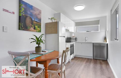 Orange Apartamento | Conservatorium Villa 1