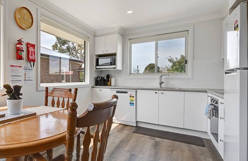 Orange Villa | Conservatorium Villa 3 - Very Central - with Netflix & Disney Plus