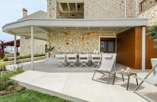 Nikita Casa | Constance's House Seaside Villa in Nikiti