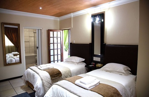 Constantia Park Casa | Constantia Manor Guest House