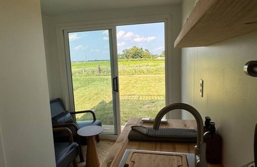 Smithville Casa | Container Cabin on the Colorado