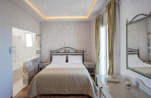 Naousa Hotel | Contaratos Beach Hotel