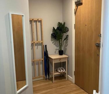 Bristol Floating Harbour Apartamento | Contemporary 1BD Flat - Bristol City Centre!