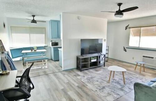 Arden-Arcade Apartamento | Contemporary 2BR/1BA Sacramento-4