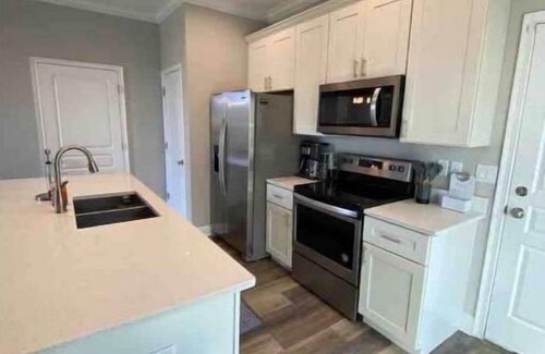 South Orange Casa | Contemporary 3bedroom home with modern amenities located in the heart of Orlando
