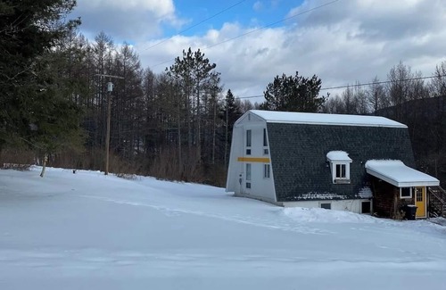 Roxbury Casa | Contemporary A-frame Style Home in the Heart of the Catskills