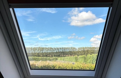 Selling Apartamento | Contemporary apartment amidst orchards and vineyards in the Garden of England.