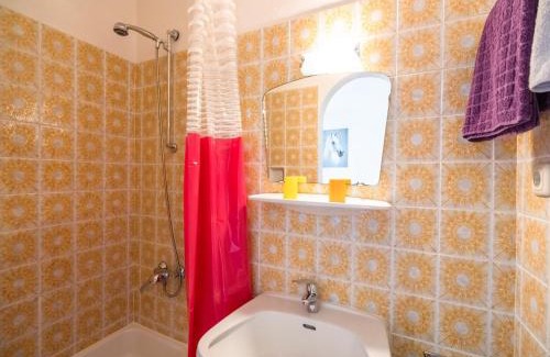 Maishofen Apartamento | Contemporary Apartment in Maishofen near Ski Area