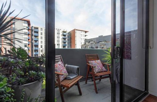 Carlton Apartamento | Contemporary Comfort between Fitzroy and Carlton