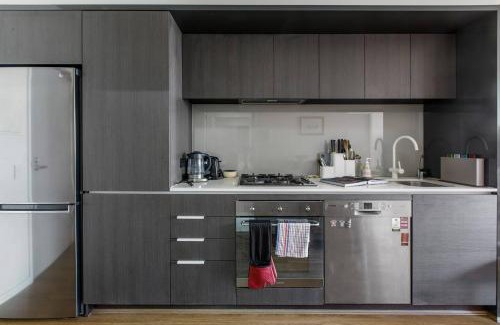 Carlton Apartamento | Contemporary Comfort between Fitzroy and Carlton