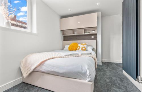 Coventry Apartamento | Contemporary Comfort Steps from Ricoh Arena