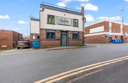 Coventry Apartamento | Contemporary Comfort Steps from Ricoh Arena