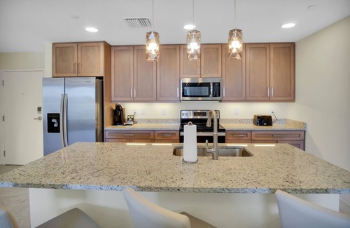 Clearwater Beach Condominio | Contemporary Condo Hotel Suite on the Beach