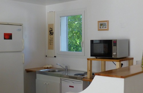 Cavaillon Cabaña | Alquiler Cottage contemporánea: la propiedad arbolada, piscina privada, Vista Luberon