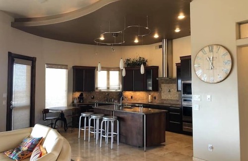Las Cruces Casa | Contemporary Elegance