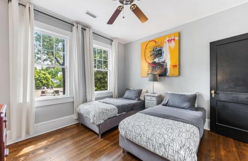 Cherry Casa | Contemporary gem in the Heart of Myers Park