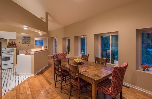 Copake Casa | Contemporáneo orillas del lago, esquí, tenis y barco Cozy 3 Habitaciones