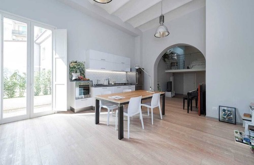 Le Cure Cama Y Desayuno | Contemporary loft in Florence