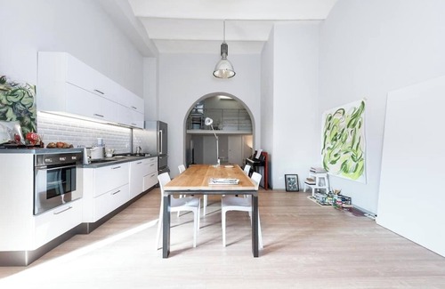 Le Cure Cama Y Desayuno | Contemporary loft in Florence