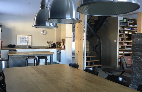 Bozel Chalet De Esquí | Chalet de montaña contemporáneo