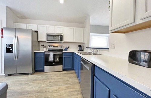 Westridge Casa | Contemporary Pool Home - Newly Furnished - Gated Community