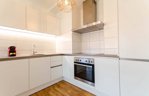 Weißgerber Apartamento | ★Contemporary & Private★ | City Views | ☀Balcony