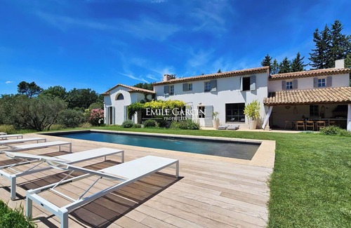 Ventabren Villa | tranquila propiedad contemporánea brillante. excelentes beneficios