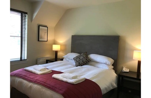 Auchterarder Casa | Contemporary Scottish Lodge -Pool & Spa Free Wifi
