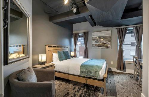Downtown Nashville Apartamento | Contemporary Suite 6BR by Maddox Hotel