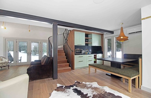Ketchum Casa | Contemporary Tyrolean Haven: Spacious 6-Bedroom Retreat in Sun Valley