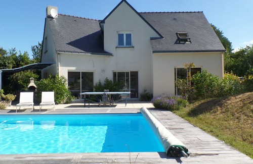 Piriac-sur-Mer Villa | villa de estilo moderno con piscina cerca de la playa