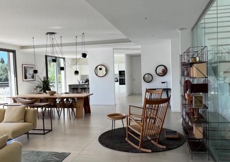 Le Ray Villa | Contemporary Villa with Sea View, Infinity Swimming pool, Gym , Cinema room,Lift