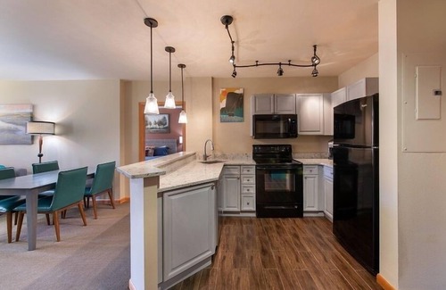 Winter Park Condominio | Continental Divide View Riverside Condo - Zephyr Mountain Lodge Select-Rated 2510