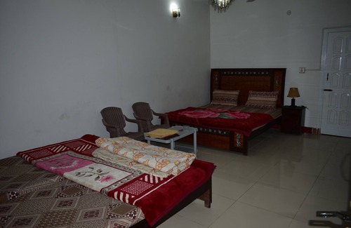 Loralai District Hotel | Continental Guest House