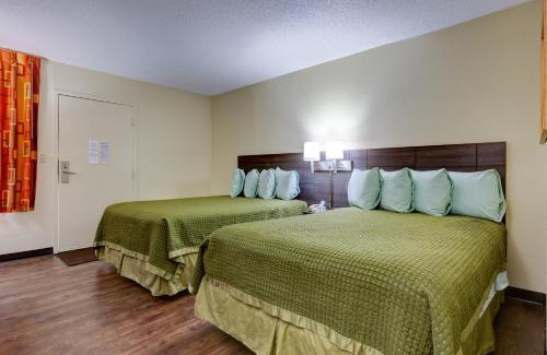 Hidden Valley Hotel | Continental Inn - Charlotte