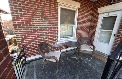 Allentown Apartamento | Continental travelers suite!! Spacious apartment, 5 minutes from Dorney Park !!