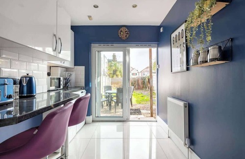 Westcliff-on-Sea Casa | Northview Spacious 4BR House | Contractors | Leisure | WIFI