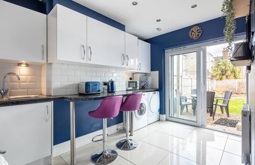 Westcliff-on-Sea Casa | Northview Spacious 4BR House | Contractors | Leisure | WIFI