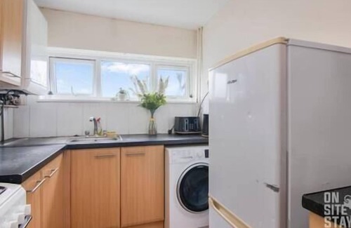 Hatfield Apartamento | Contractors 4 Bed with Parking