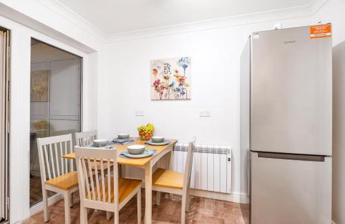 Peterborough Casa | Contractors Welcome to Chantry close stay!