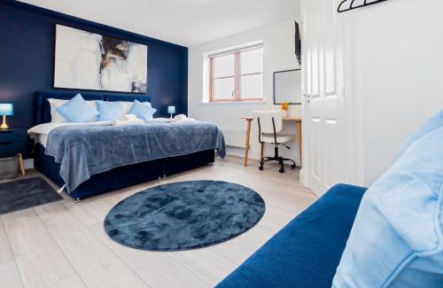 Sherborne St. John Casa | Contractors Wow! 5 Bedrooms 10 Guests Free Parking