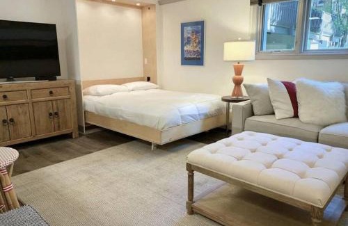 Vail Casa | Convenience and Style, Two Q Beds