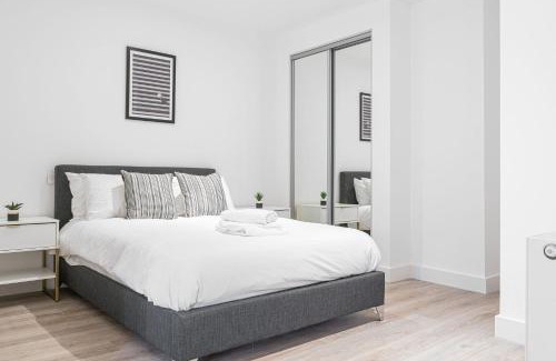 Barnt Green Apartamento | Convenience Studio in Solihull with Parking NEC & Airport