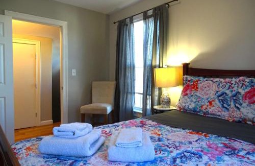 Everett Apartamento | Convenient 2 bed Apt in Everett a Short Walk to Encore